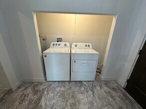 2245 Valley Dr in Apopka, FL - Building Photo - Building Photo