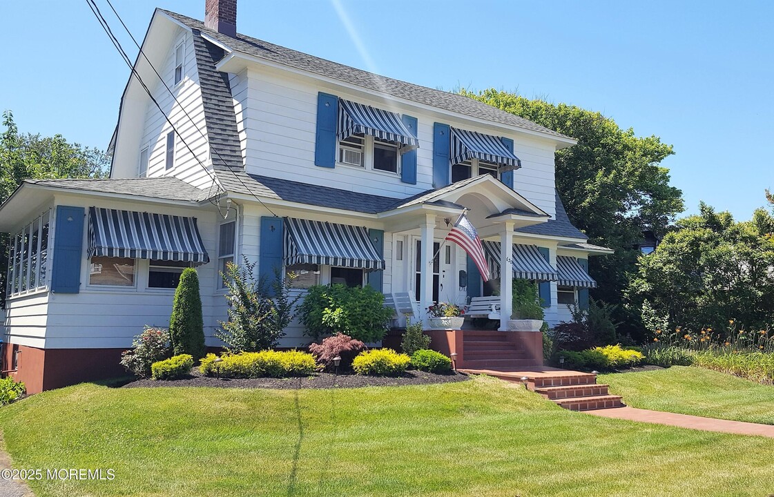 630 Main Ave in Bay Head, NJ - Building Photo