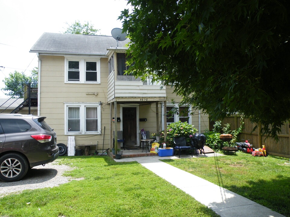 48 E Summit Ave, Unit Apt 2 in Wilmington, DE - Building Photo