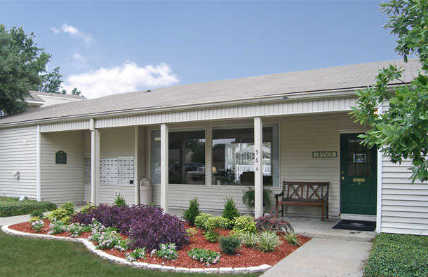 Cypresswoods Apartments in Greenville, MS - Building Photo