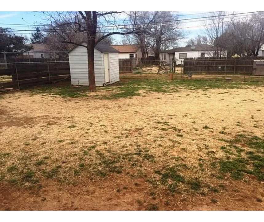 2606 42nd St in Lubbock, TX - Building Photo