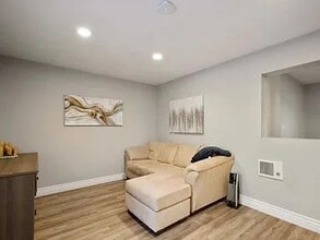 755 Fern Ave, Unit In-Law in Pacifica, CA - Building Photo - Building Photo