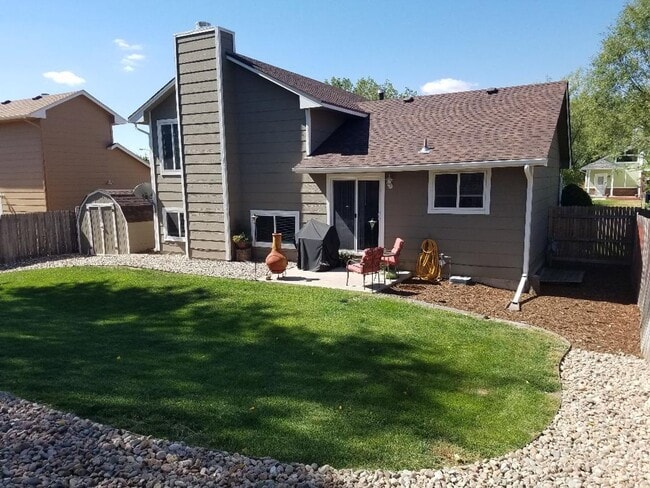 532 Dix Cir in Colorado Springs, CO - Building Photo - Building Photo