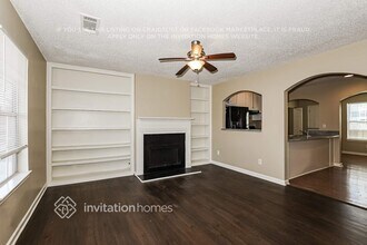 3004 Meadow Glen Pass in Fairburn, GA - Foto de edificio - Building Photo