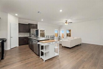 222 Blue Hl Ln in Fate, TX - Building Photo - Building Photo