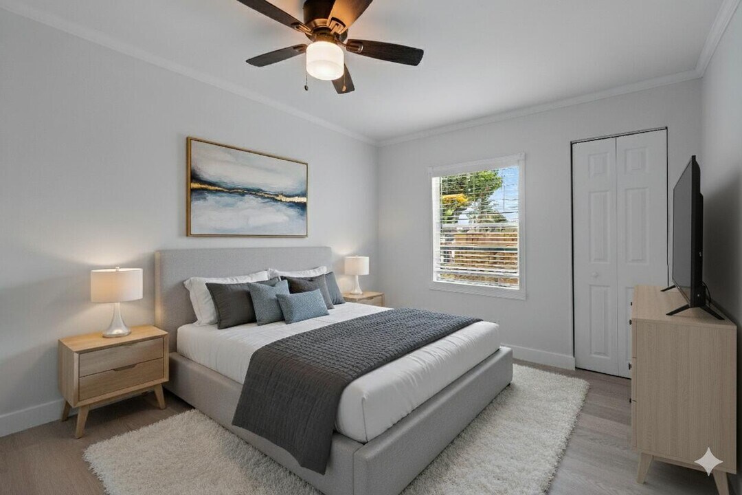 137 SW 9th Ave in Delray Beach, FL - Building Photo