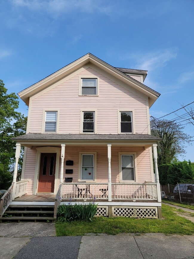 property at 28 Hope St