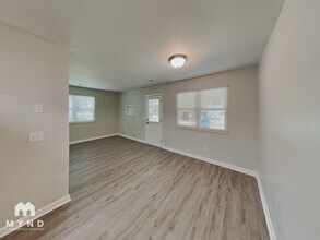 1120 Seabrook Rd in Raleigh, NC - Building Photo - Building Photo