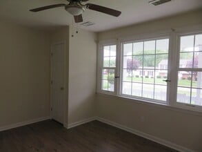 24223 River Rd in Petersburg, VA - Building Photo - Building Photo