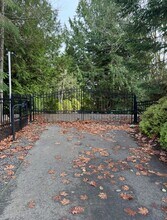 8669 NE Nature Way in Kingston, WA - Building Photo - Building Photo