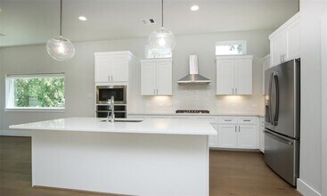 836 Fisher St in Houston, TX - Building Photo - Building Photo