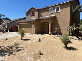 211 Sol Ct S in Visalia, CA - Building Photo