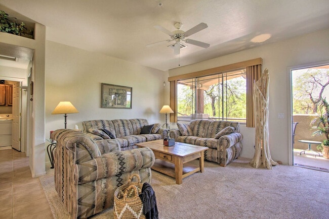 11500 E Cochise Dr