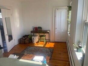 979 State St in New Haven, CT - Building Photo - Building Photo