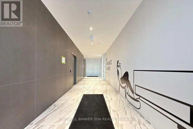 448 Burnhamthorpe Rd W in Mississauga, ON - Building Photo - Building Photo