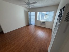 9320 Elm Vista Dr, Unit 9320 Elm Vista in Downey, CA - Building Photo - Building Photo