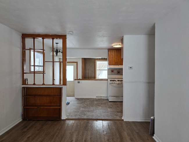 1406 S Grant Ave in Janesville, WI - Building Photo - Building Photo