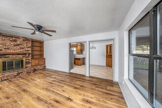 2105 NW 54th St in Lawton, OK - Building Photo - Building Photo