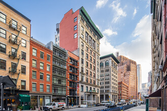 The Borden House Condominium in New York, NY - Building Photo - Building Photo