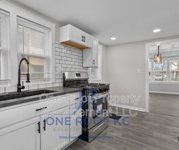 416 N Elmwood Ave in Kansas City, MO - Building Photo - Building Photo