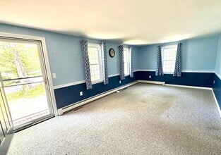 91 Hitching Post Ln in Centerville, MA - Foto de edificio - Building Photo