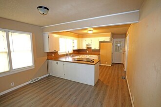 8364 US-69 in Mcalester, OK - Building Photo - Building Photo