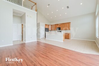 4545 Rolling Greene Dr in Wesley Chapel, FL - Building Photo - Building Photo