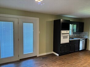 108 Colyers Loop in Jamestown, TN - Building Photo - Building Photo