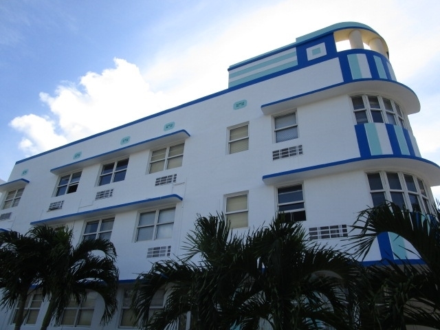 Riverview Villas Condominium in Miami Beach, FL - Building Photo