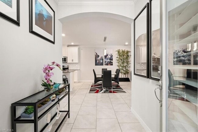 property at 14672 Edgewater Cir