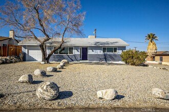 7344 Bedouin Ave in Twentynine Palms, CA - Building Photo - Building Photo