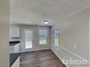 1705 Glenn Meade Dr in High Point, NC - Building Photo - Building Photo