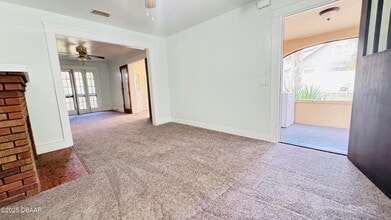 215 Glenview Blvd in Daytona Beach, FL - Building Photo - Building Photo