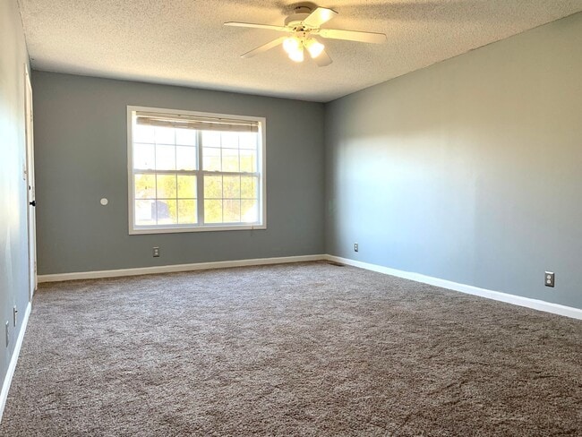 232 Senator Dr in Clarksville, TN - Building Photo - Building Photo