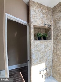 207 E Cambria St photo'