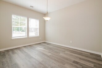 1106 Longhorn Ln in Forney, TX - Foto de edificio - Building Photo