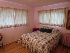 330 SE Fairview St in Prineville, OR - Building Photo - Building Photo