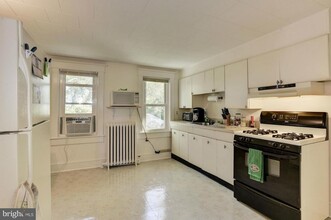 4308 Ridge Rd, Unit B in Nottingham, MD - Foto de edificio - Building Photo