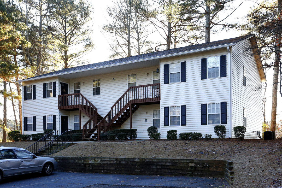 Hutchinson Place in Cumming, GA - Foto de edificio