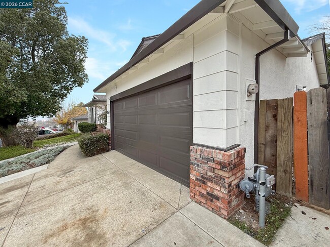 1158 Jensen Cir in Pittsburg, CA - Building Photo - Building Photo