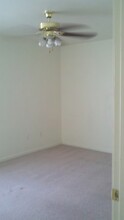 3108 Denia Ct-Unit -B in Killeen, TX - Building Photo - Building Photo