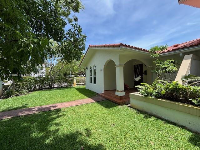 400 Majorca Ave in Coral Gables, FL - Building Photo - Building Photo