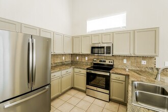 9781 Holden Pl in Tucson, AZ - Building Photo - Building Photo