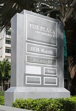 The Plaza on Brickell in Miami, FL - Foto de edificio - Building Photo