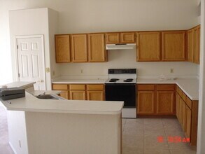 16807 S 31st Way in Phoenix, AZ - Building Photo - Building Photo