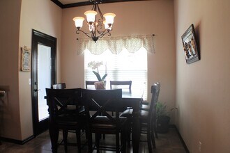 4904 SW 122nd Terrace in Oklahoma City, OK - Building Photo - Building Photo