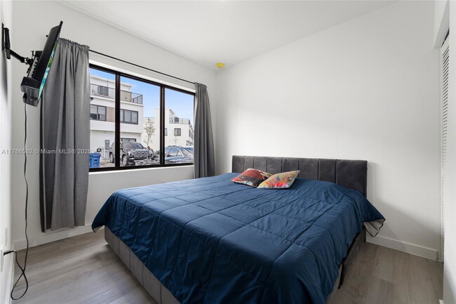 14590 SW 260th St in Homestead, FL - Building Photo - Building Photo