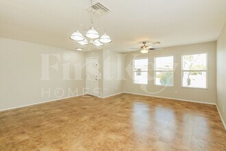 5878 E Cedarbird Dr in Tucson, AZ - Building Photo - Building Photo