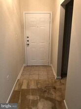 13384 Connor Dr in Centreville, VA - Building Photo - Building Photo