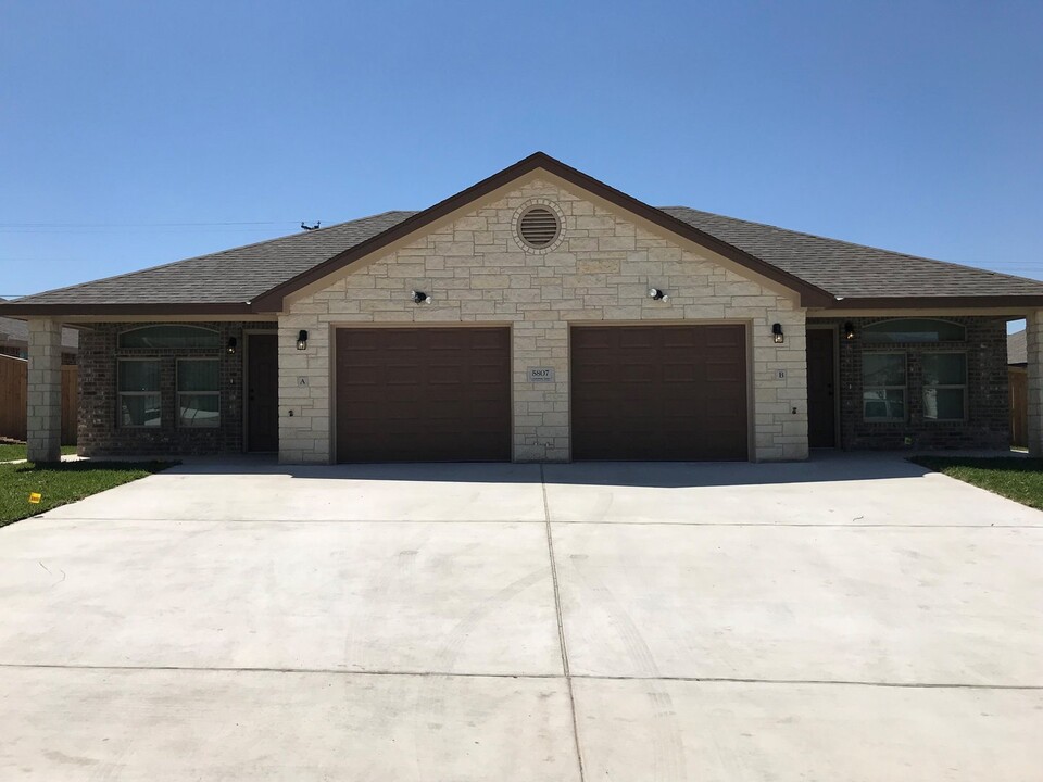 5807 Luminous Ln in Killeen, TX - Foto de edificio